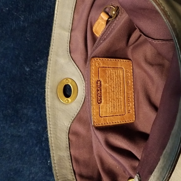 Authenic Coach Bag Light Blue Suede - Picture 3 of 5